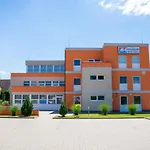 Arkanum Wellness Hotel 2*