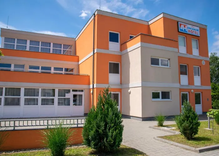 Arkanum Отель Балатонмариафюрдё