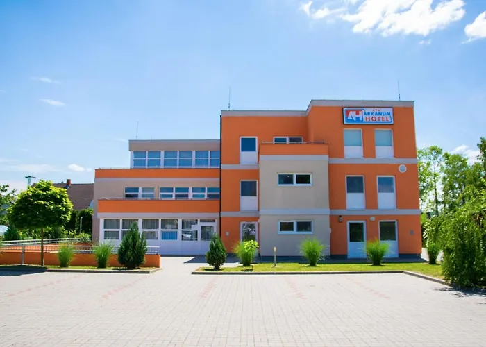 Arkanum Wellness Hotel 2*