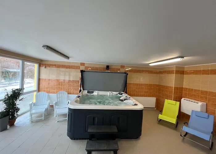Arkanum Wellness Hotel 2*