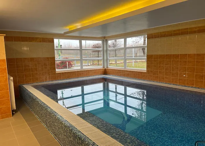 Arkanum Wellness Hotel Otel 2*